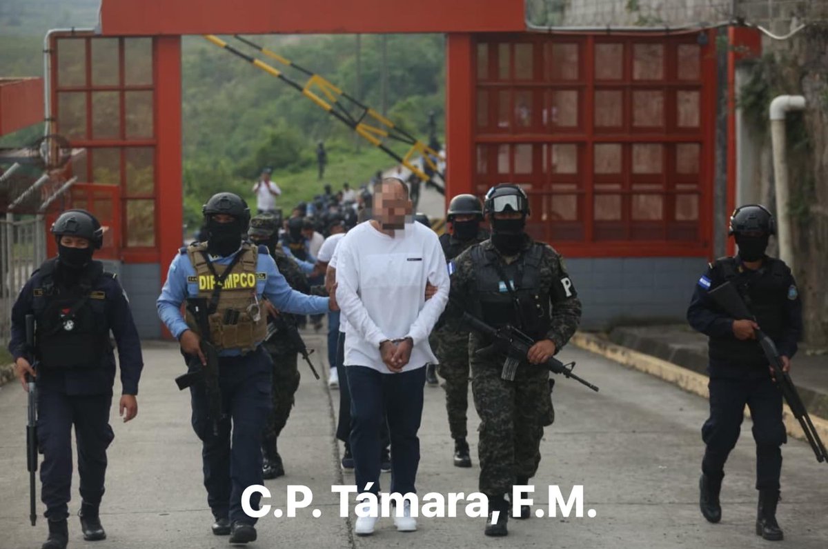 Instituto Nacional Penitenciario tweet media