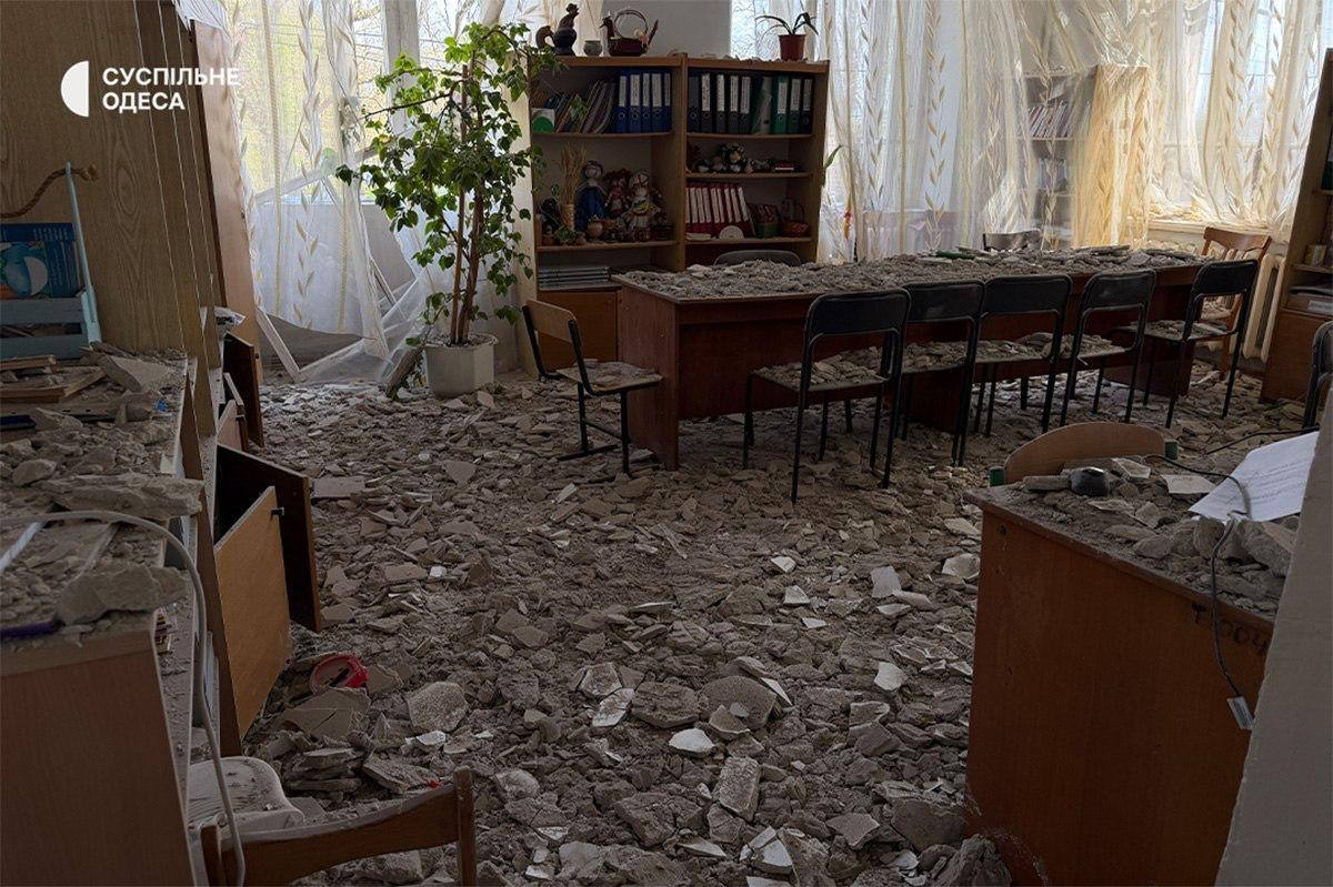 GoncharenkoUa's tweet photo. This is what a kindergarten in Odesa looks like now after being shelled by the Russians. https://t.co/ly8fWLumuW