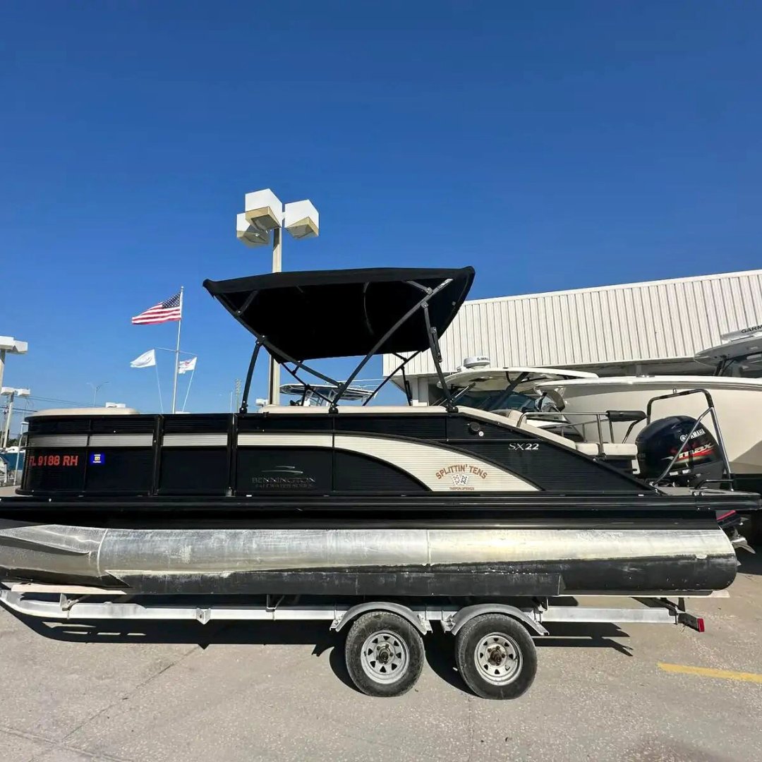Clearwater_M1's tweet image. 2017 Bennington 22 SX. 🌊✨

Spacious, comfortable, and powered by a 115HP engine—perfect for family days, cruising, and making memories on the water.

Check it out today!

#clearwatermarine #benningtonpontoons #floridaliving #coastallifestyle