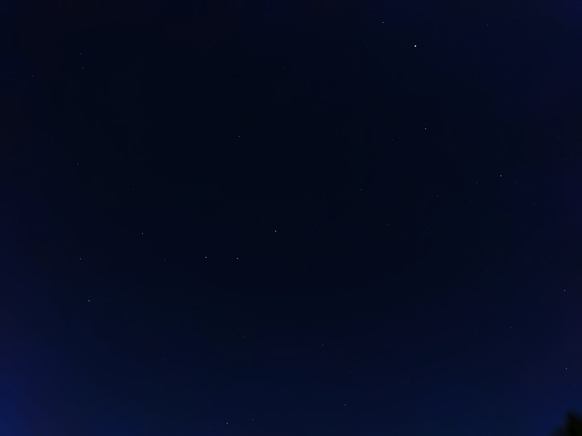 lead_itis's tweet photo. one of the best pics I've taken of the stars from my phone. https://t.co/uMHEY1detP