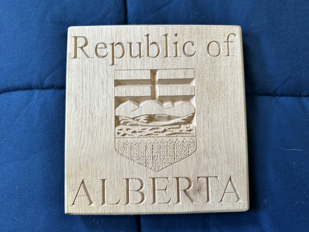 johnwtomkinson's tweet image. It is great to see high school students getting the opportunity to to advance skills in shop class with wood working and CNC programming. It’s amazing what school kids are creating on their own!
👏 
#AlbertaIndependence