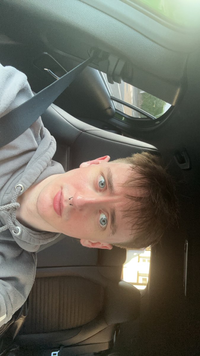 AdamN618's tweet image. #selfie #gay