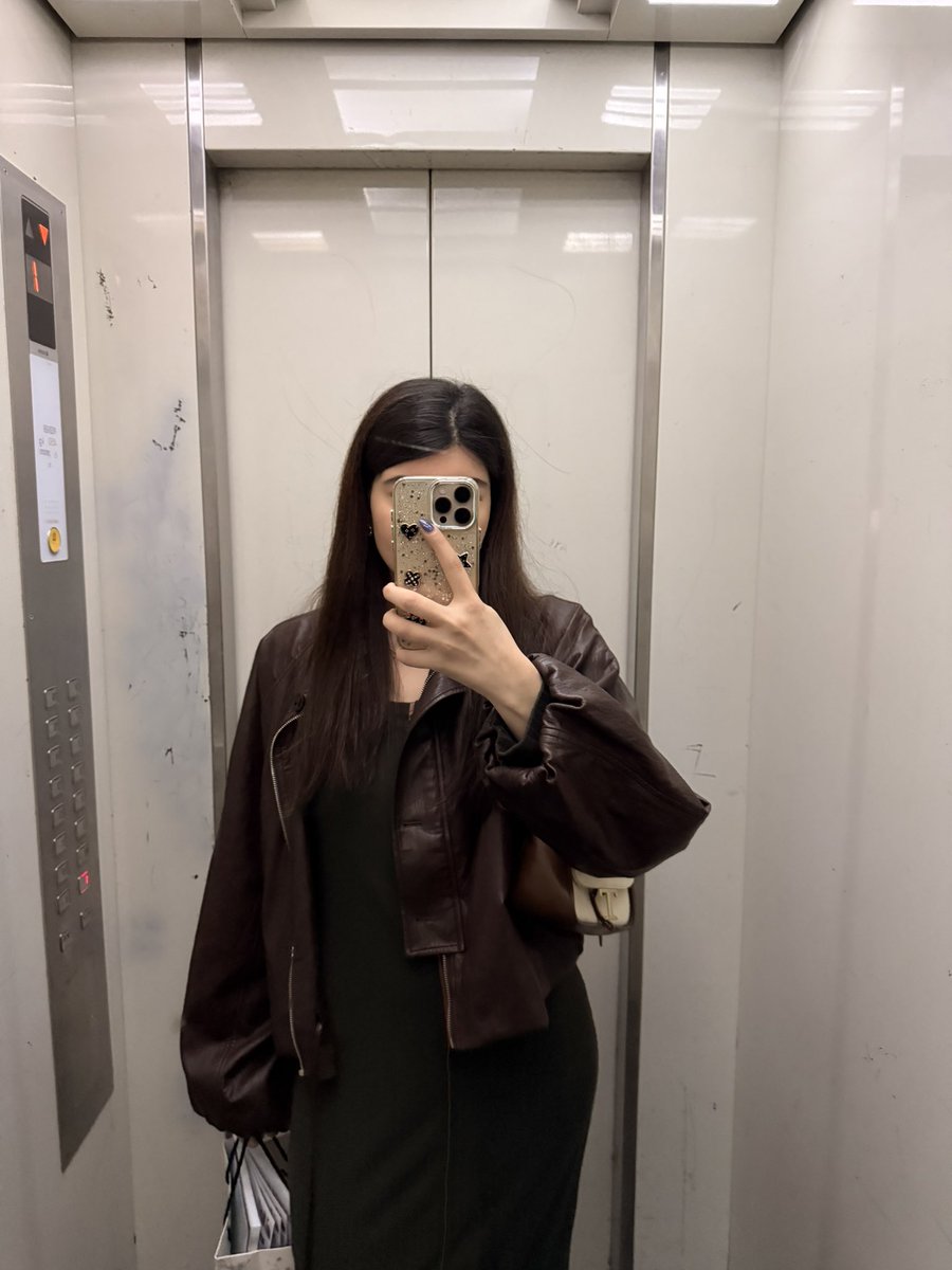 Назрин tweet media