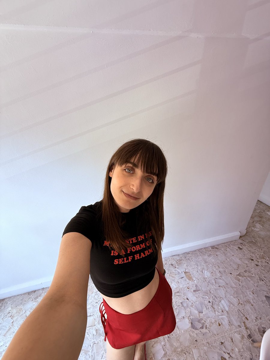 Elizabeth Tolstenko tweet media