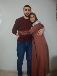 VoiceOfWomenW's tweet image. Emre Turan, a decree law (KHK) dismissed individual suffering from ulcerative colitis, is at a stage where his illness is one step away from cancer. Unable to access the necessary treatment in prison, his wife, ++

#KHKlılarÇözümBekliyor
#HumanRights
@RebHarms