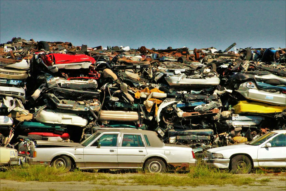 britscarbreaker's tweet image. Still legally responsible for a car you already scrapped? 😬
That's what missing paperwork does. Here's exactly what you need to scrap your car in London — the right way.

🔗 britscarbreakers.co.uk/documents-need…

#ScrapCarLondon #BritsCarBreakers #EastLondon #TowerHamlets #BethnalGreen