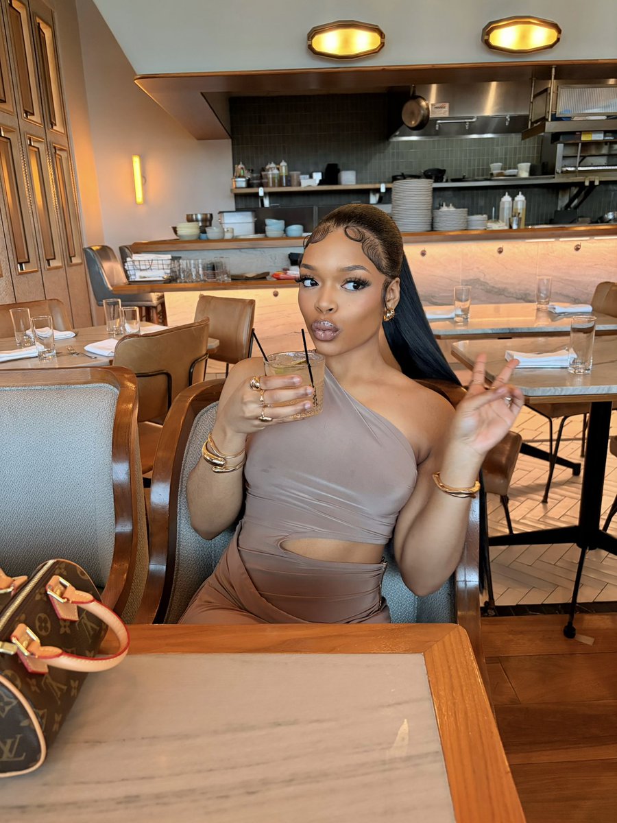 prettygirl. tweet media
