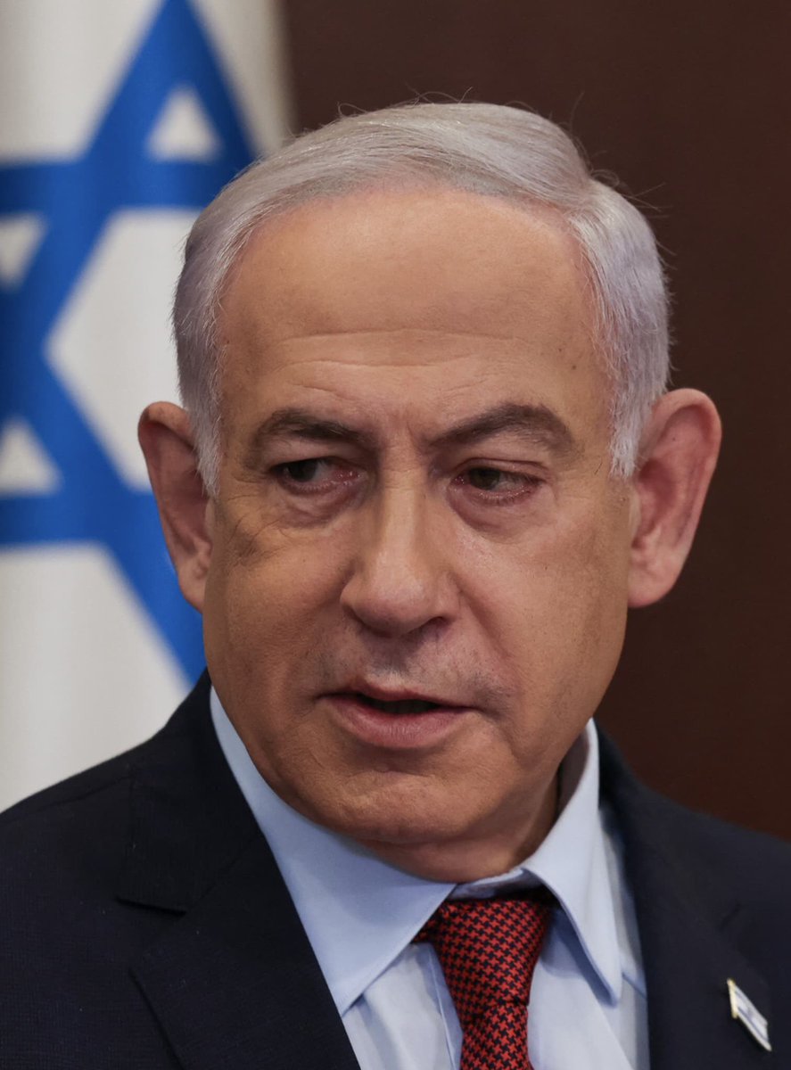 james vance in France #EU tweet media