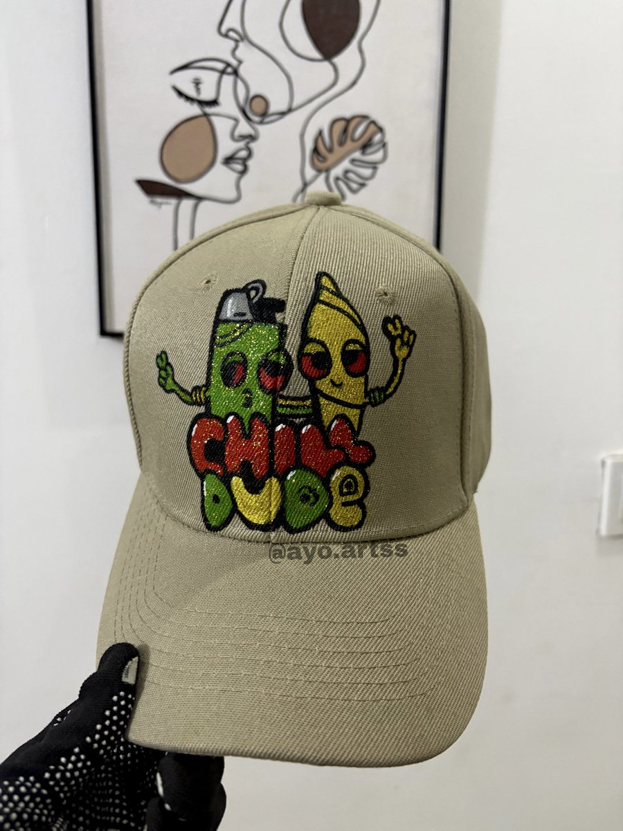 Miss.ayo.artss tweet media