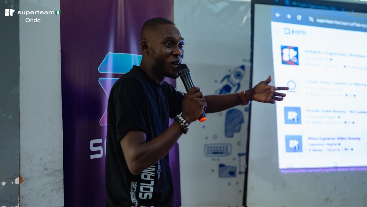Michael_fide's tweet photo. It’s always fun and vibes when it comes to IRL events
@SuperteamNG brought back the geng, Builders, Developers, Writers, Designers and Creatives for the @solana ecosystem IRL Call🔥
Super excited to show the world what @SuperteamNG Ondo state is building 🔥
Next up : Start Up Village
