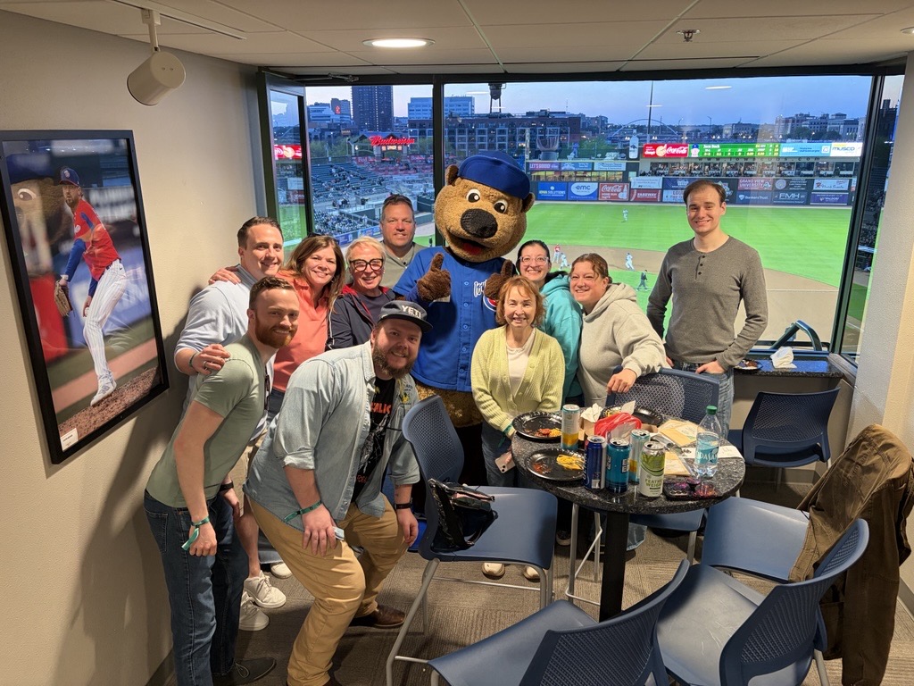 MVC_Vision's tweet photo. A little #TBT to when the #ModernVisionCenters team stepped away from the slit lamps &amp; into the stands. Earlier this month, our team enjoyed a night out to watch the Iowa Cubs in action! We may be vision correction specialists, but we've got our eye on a winning season too! ⚾👁️ https://t.co/3Vc1Wq0vqZ