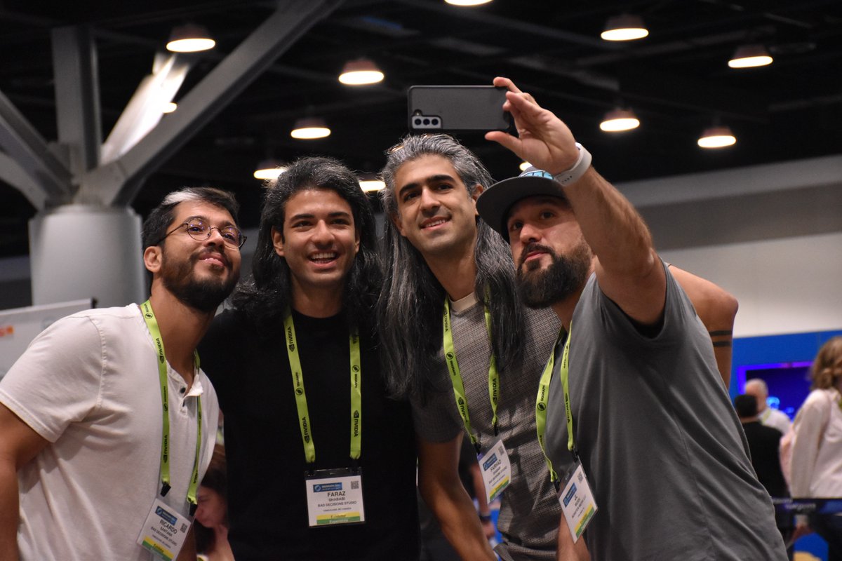 ACM SIGGRAPH tweet media