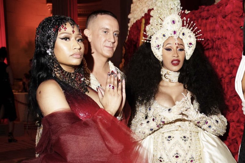 Minaj Society tweet media