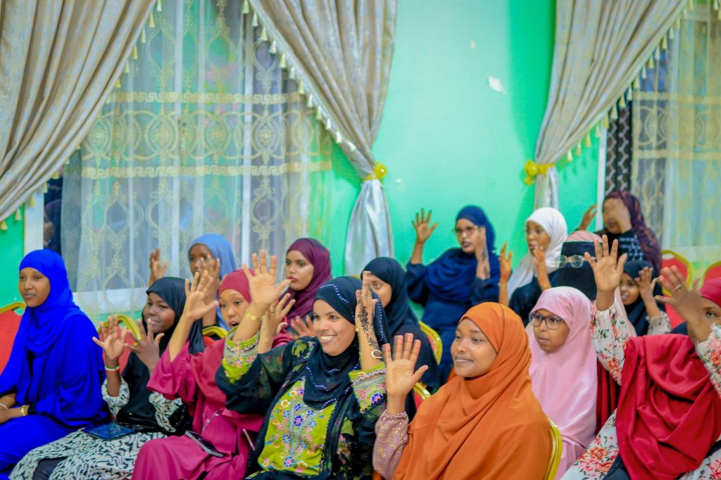 SaeedSanweyne's tweet image. Access Sign has begun.

A strong launch, attended by the Ministry of Social Affairs, Labour and Family.

From commitment to action, training interpreters and expanding access.

This is the work.

#Naafokaal #AccessSign #Inclusion #Somaliland