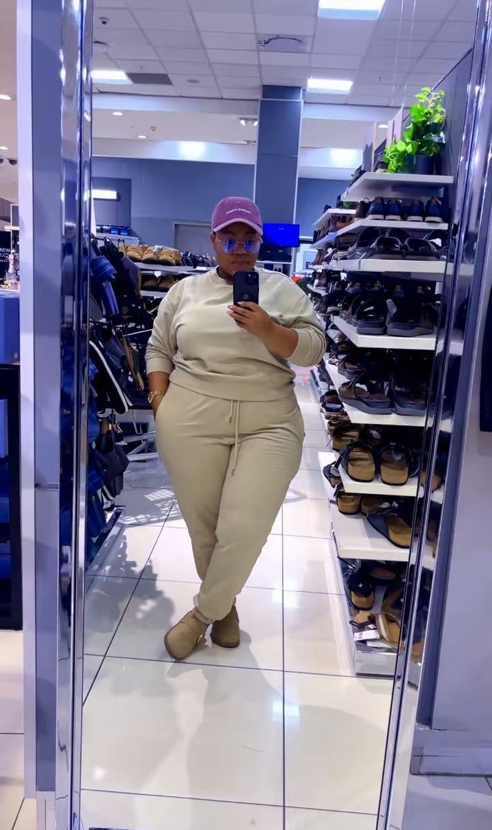 Tshegofatso🍓 tweet media