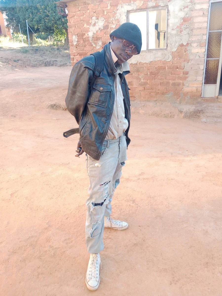 Am_Blujay's tweet photo. COMMUNITY NOTICE | RELELA AREA

The family of Lassy Malatji, also known as Magic, is appealing to the public for assistance in locating him following an incident in which windows were broken at Relela Satellite yesterday.

According to the family, Malatji is currently experiencing mental health challenges. They emphasise that he is not dangerous but requires medical attention. Efforts by relatives to take him to hospital have been unsuccessful, and authorities are now being asked to assist in ensuring he receives proper care.

Community members are urged not to attack or harm him if spotted. Instead, they are requested to contact the police or notify the family immediately.

Anyone who sees him is asked to call:
📞 063 082 4942
or contact Relela Police Station.

The family continues to search for him and asks the public for understanding and support. 🙏