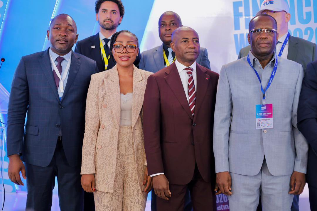 𝐀𝐟𝐫𝐢𝐥𝐚𝐧𝐝 𝐅𝐢𝐫𝐬𝐭 𝐁𝐚𝐧𝐤, sponsor officiel de la 4ᵉ Finance Week by EcoMatin. 

Présents ce 30 avril 2026 à Yaoundé aux côtés des décideurs de la CEMAC pour promouvoir l’investissement privé et la transformation économique régionale.