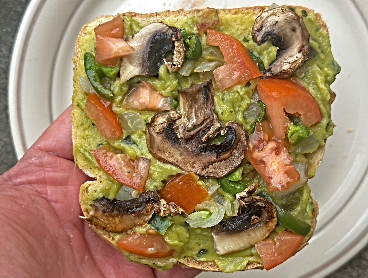 Robotvirgin's tweet image. Avocado Toast!!

.
.
.
.
.
.
.

#avocadotoast #avocado #avocadolover #avo #vegan #veganfood #plantbased #veganism #plantbaseddiet #veganfoodie #veganforlife #veganfortheanimals #pdxvegans #vegetarian #portlandvegans #vegansofportland #govegan #vegano #vegana #mushroom #spicyvegan
