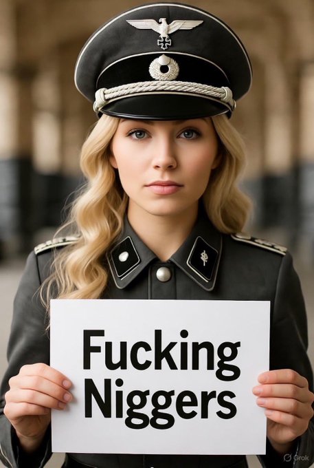 White Supreme 🇺🇲 tweet media