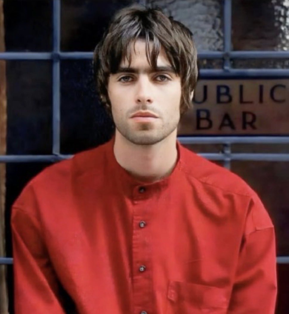 _juNElight's tweet image. Don't you think Liam Gallagher looks incredibly good? #liamgallagher