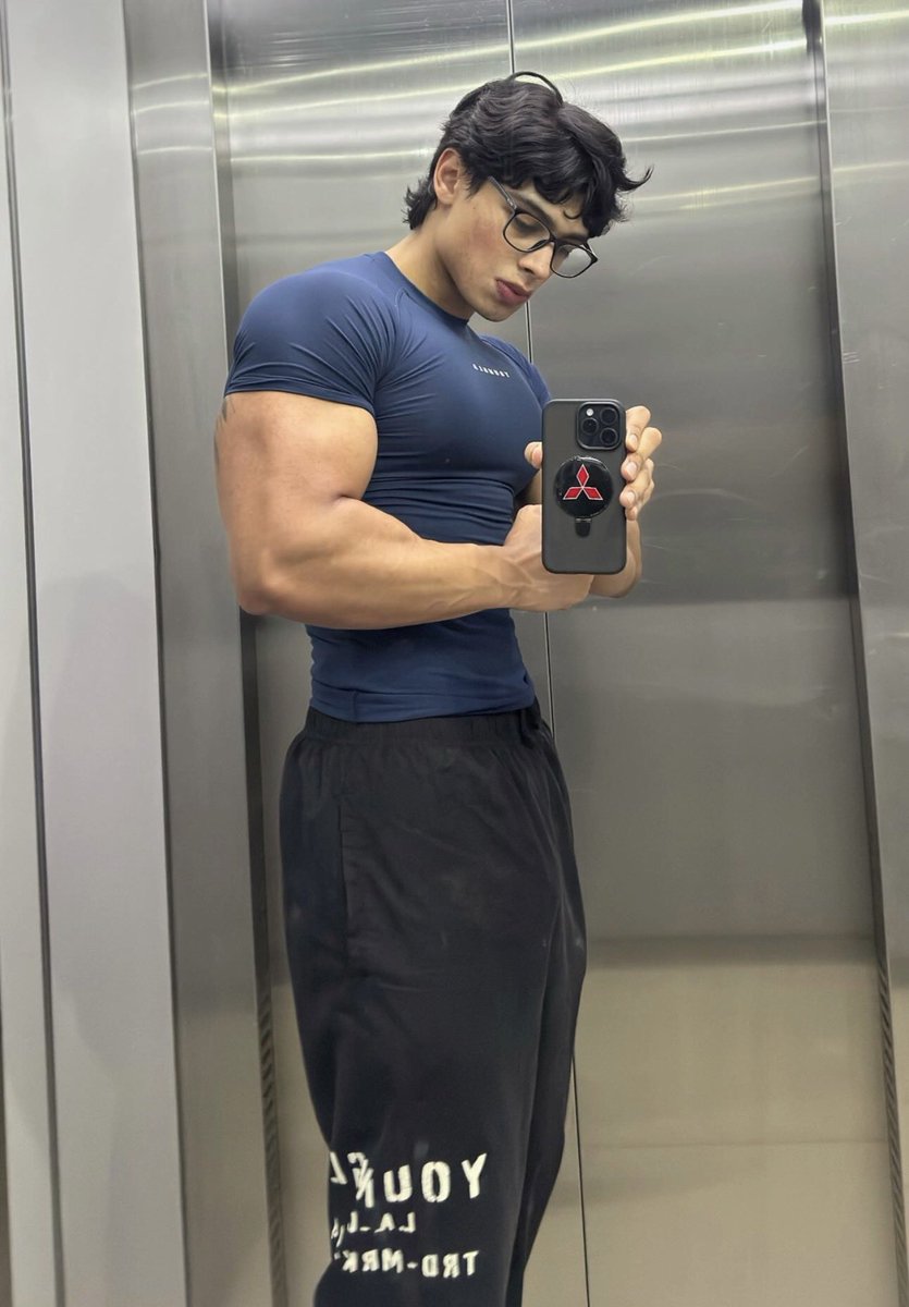 jalatela_rico's tweet photo. Este colombiano si está delicioso, José zapata  😈🍆🥵🔥🤤💦  #gay #sexgay #porn #gayporn #chakal #chakalitos #cogida #macho #hot #nudes #pack #horny #sexo #gayman #caliente #sexogay  @EncuentroGayMty https://t.co/8JKYnSMwOw