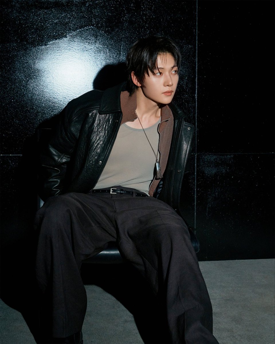 bbyprincessTiti's tweet image. This detective-ish look is everything
#SEOKMATTHEW #석매튜 #ソクマシュー