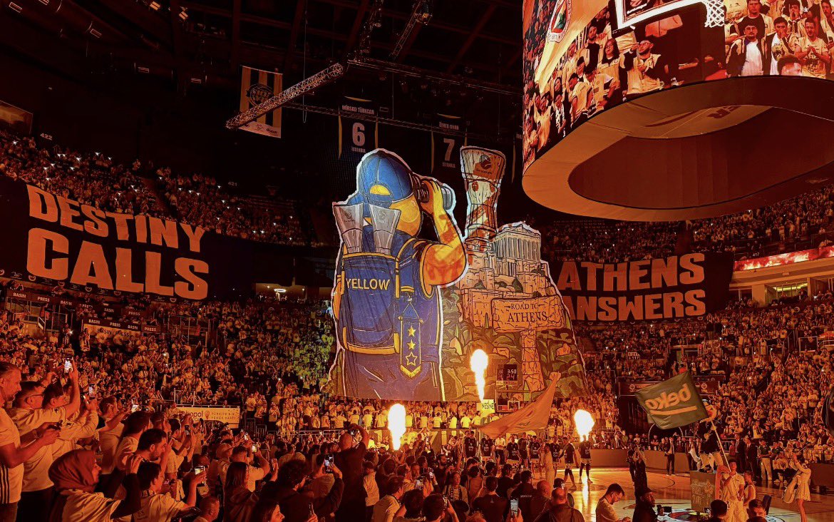 TRİBÜN FENER tweet media