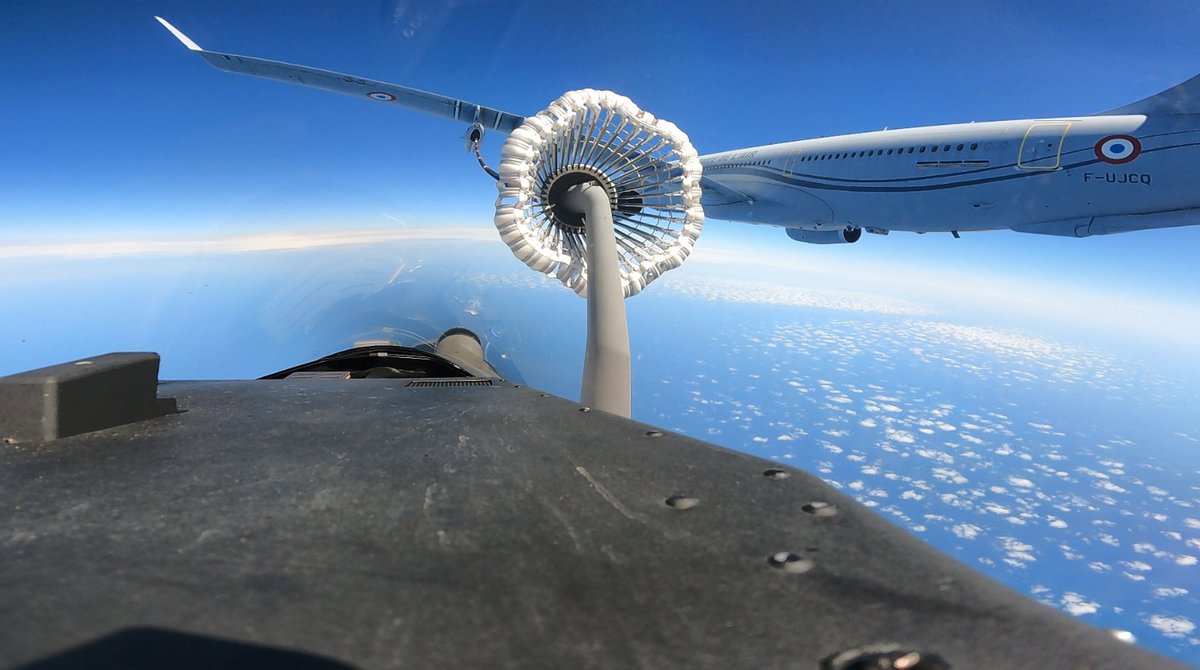 FrenchForces's tweet image. 📍Black Sea | ✈️⚓️
 
Aircraft from the @Armee_de_lair and @MarineNationale are taking part in the NEPTUNE STRIKE enhanced vigilance activity (eVA).
 
Deployment of assets from the sea 🌊 and from France 🇫🇷.
 
🎯 Contributing to the defence of Europe’s eastern flank and to promote