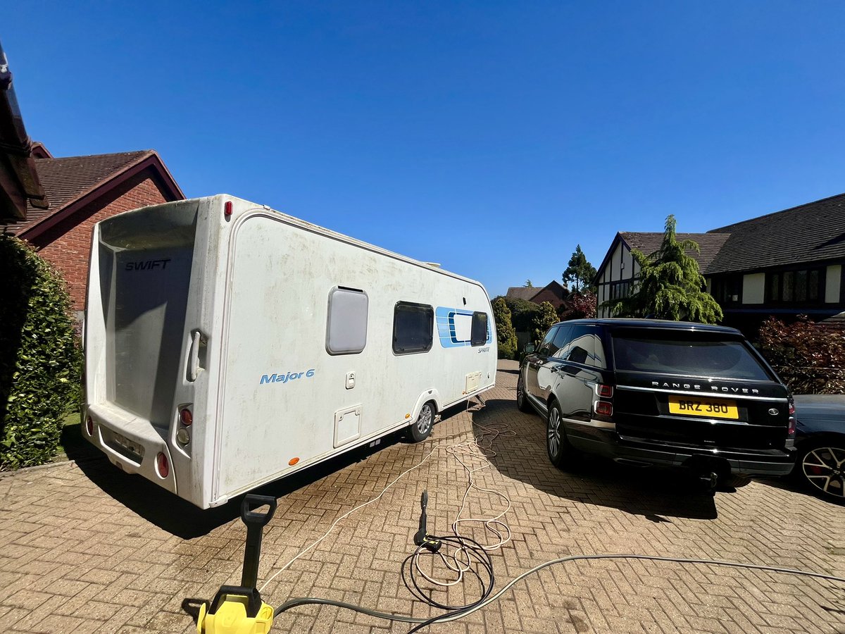 ShropsAeroPig's tweet image. Took the caravan out of storage for a Spring clean today before #Download next month. First time towing with the Range Rover Westminster. It’s an absolute dream to tow with, so stable and so much torque! Lovely 😎🇬🇧