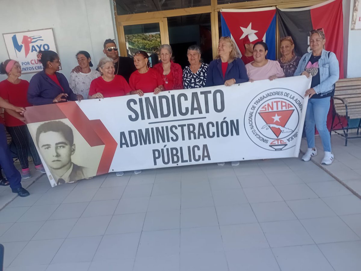 Sindicato Nacional de Trabajadores de la Administración Pública en #LasTunas, listo para recibir el #1roDeMayoEnCuba.

#LaPatriaSeDefiende
#MisManosPorCuba