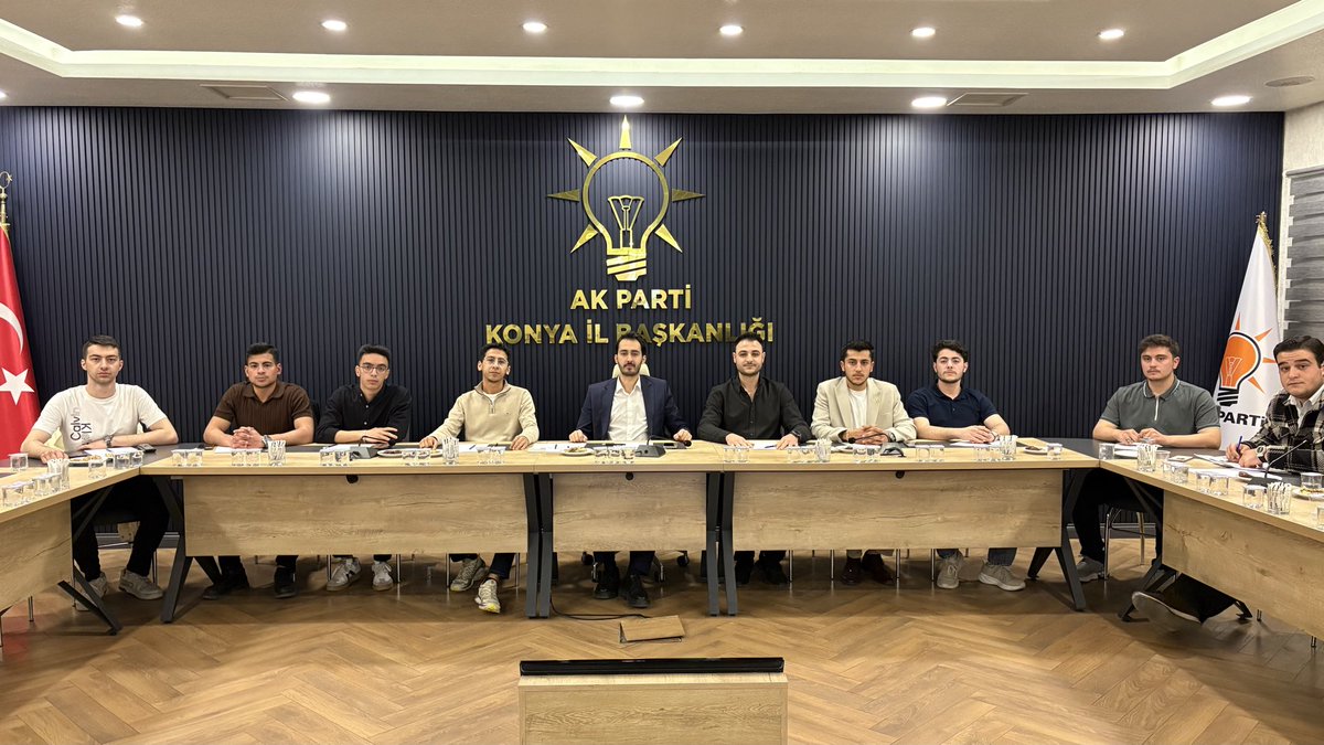 Yeni Seçmen Konya tweet media