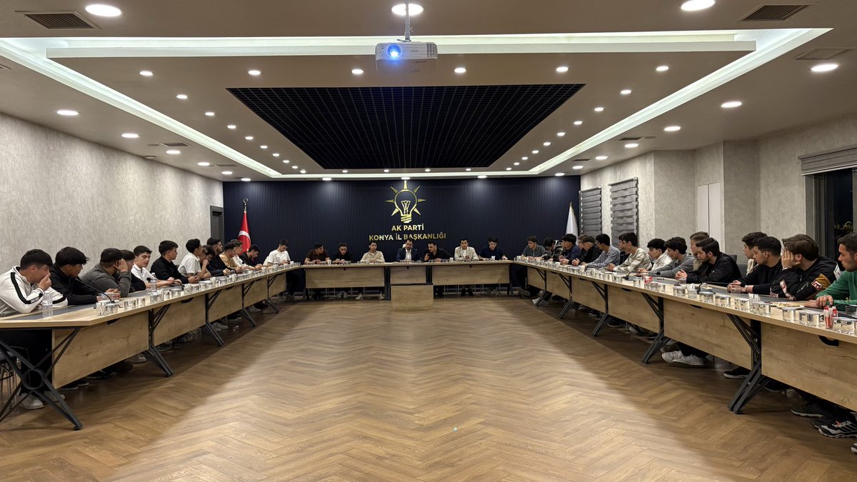 Yeni Seçmen Konya tweet media