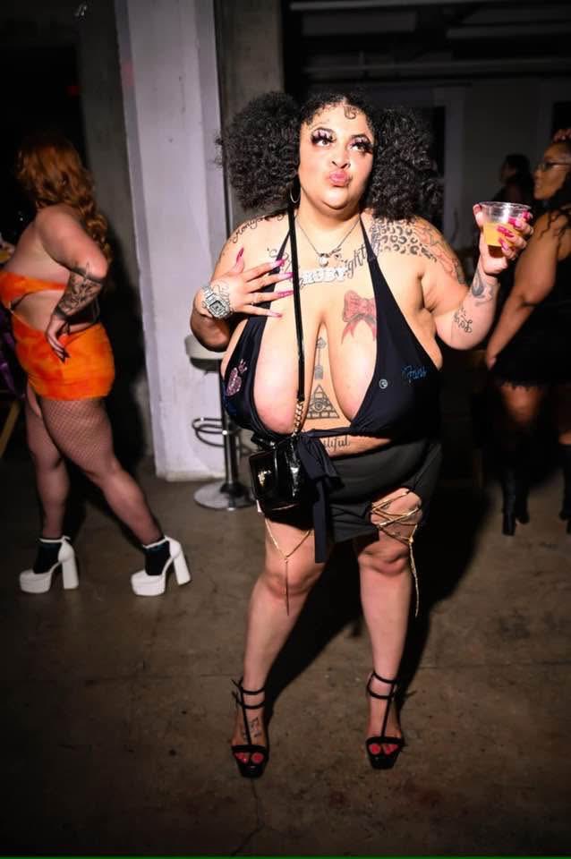 rubymonroexxx's tweet photo. From Stockton,CA moved to Tacoma,WA .. looking for my #homieloverfriend 🤪🫶🏽❤️🫦 https://t.co/sHIq3EGuJh
