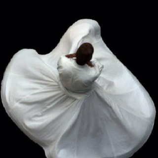 RumiArab's tweet photo. دَعْ روحَكَ تجذبُكَ بصمتٍ إلى ما تُحبّ،
فإنّها لن تُضلَّكَ أبداً.

— جلال الدين الرومي https://t.co/xUniWV7E6B