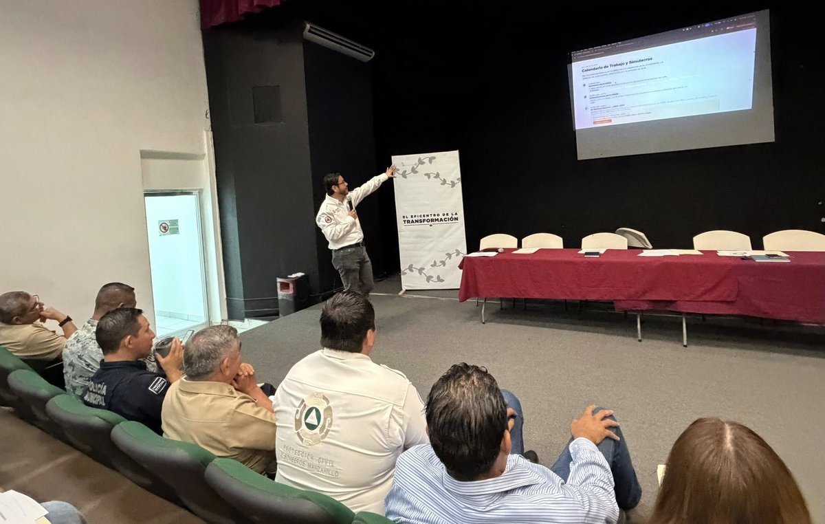 ComentarioUdeC's tweet image. #Colima

Trabaja Manzanillo para acreditar ante Unesco el programa “Tsunami Ready”

elcomentario.ucol.mx/?p=315517

#ElComentario #Manzanillo #Unesco #TsunamiReady #prevención #riesgosnaturales