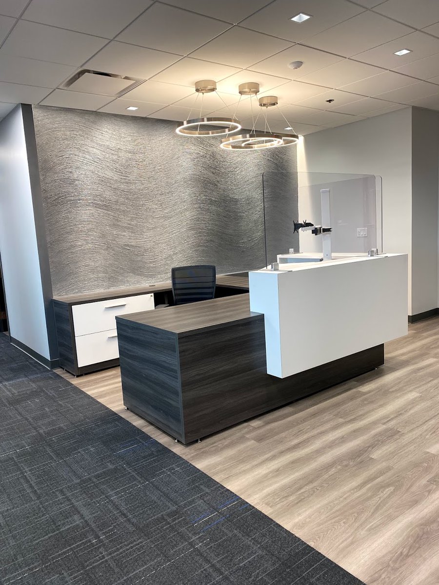 InteriorDenver's tweet photo. #Reminder: Your reception area is the face of your business to every guest who walks in. We help you design a welcoming entrance that reflects your professional brand. Our team provides custom layouts to ensure your lobby is both functional and beautiful. https://t.co/8nF3ObL6M5