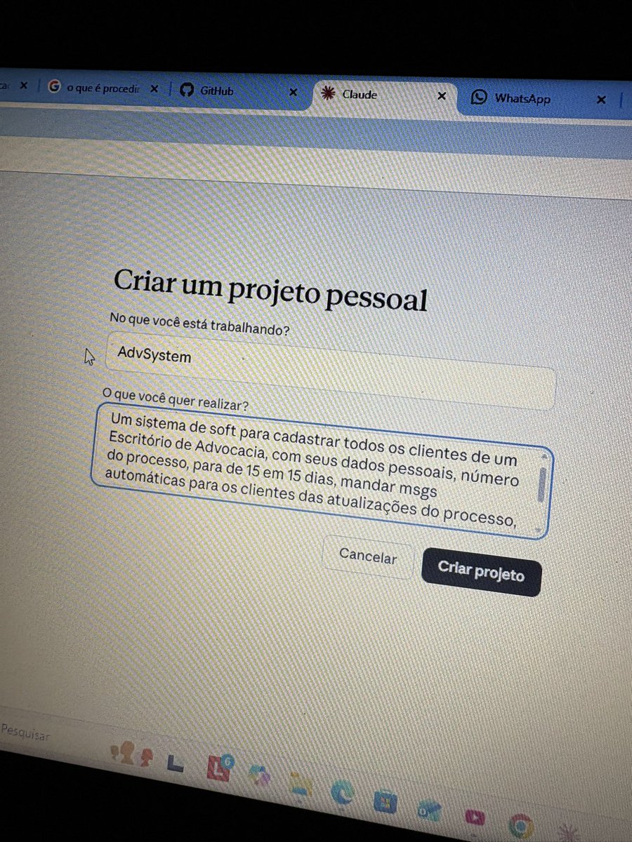 delegadinha tweet media