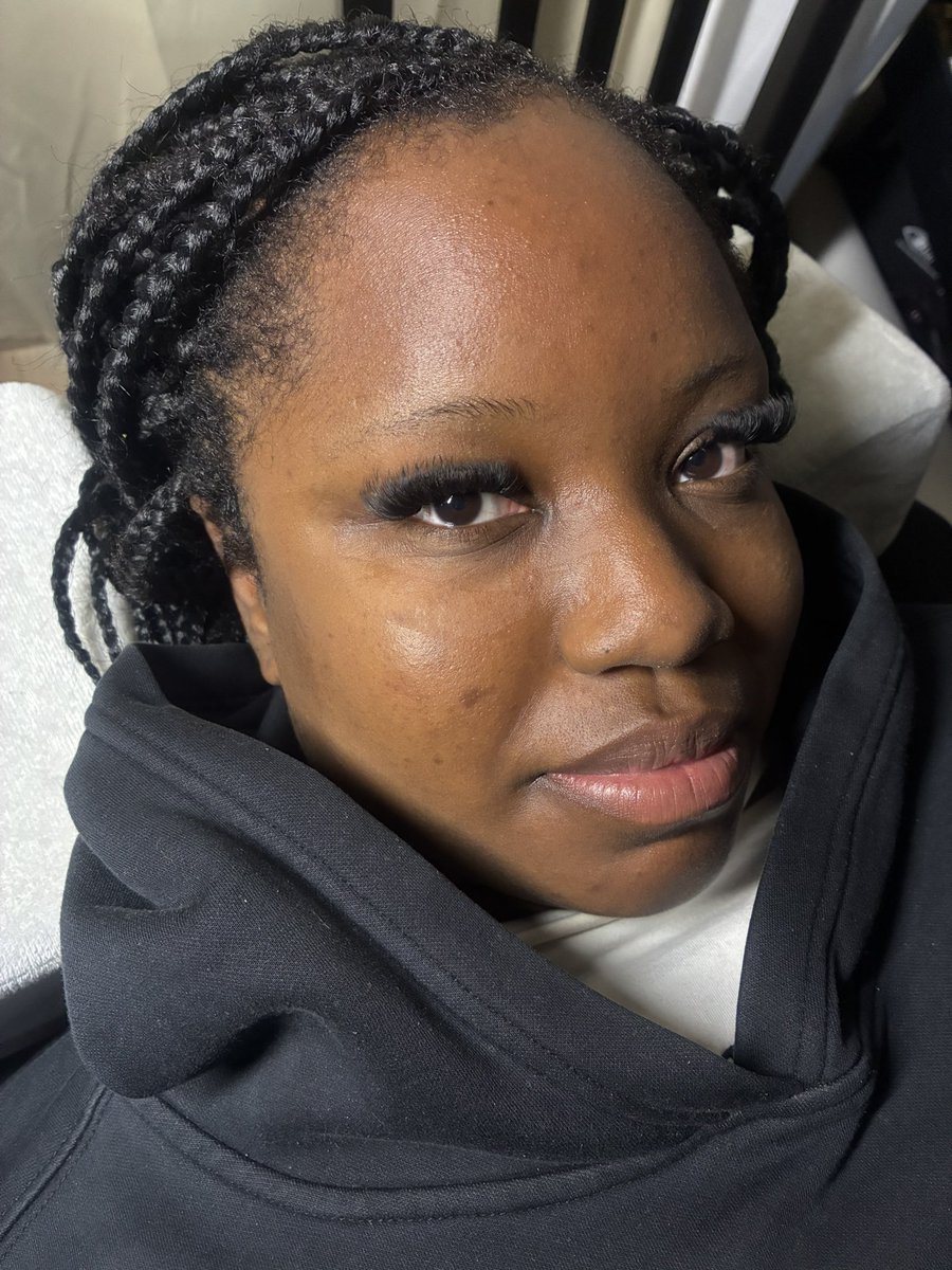 sdolli4's tweet photo. Hello! Je suis lash tech debutante et je cherche des modèles pour des poses de volume russe. 
🕰️La prestation dure 4 heures
💶La participation est de 20€
📍Je suis à chelles (77500)
Si vous avez les cils en bonne santé, que vous acceptez d’être prise en photo, faites moi signe💖 https://t.co/KGw7tWYhDA