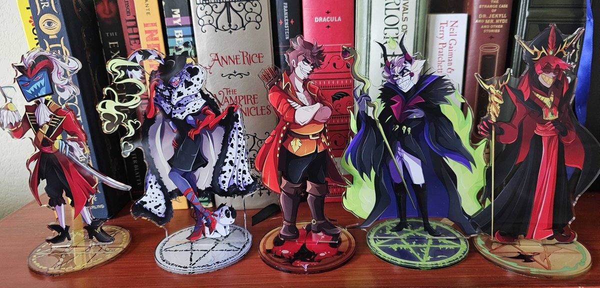Tyrant Rhys 🦇🌙 ༒ Vampire Feline ༒ tweet media