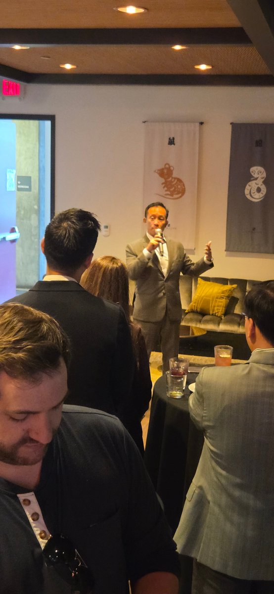 APALFoundation's tweet photo. On April 9, APALF celebrated 20+ years of shaping “The Generation of AAPI Leaders” in San Francisco.

Leaders came together to strengthen connections and advance AAPI representation across CA.

Grateful for our sponsors and the leaders who joined us. https://t.co/i1p8x9LEQ4