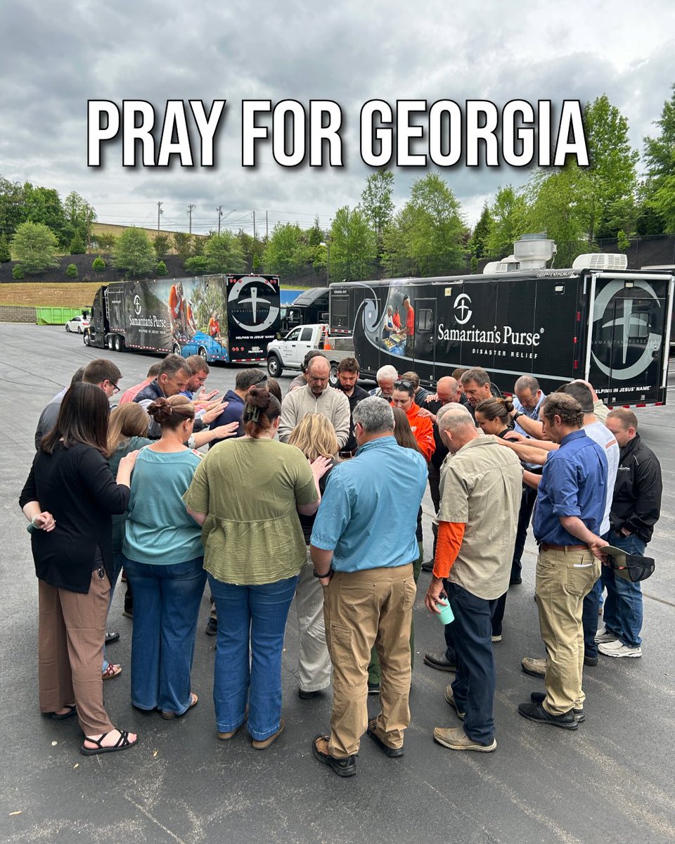 Franklin Graham tweet media