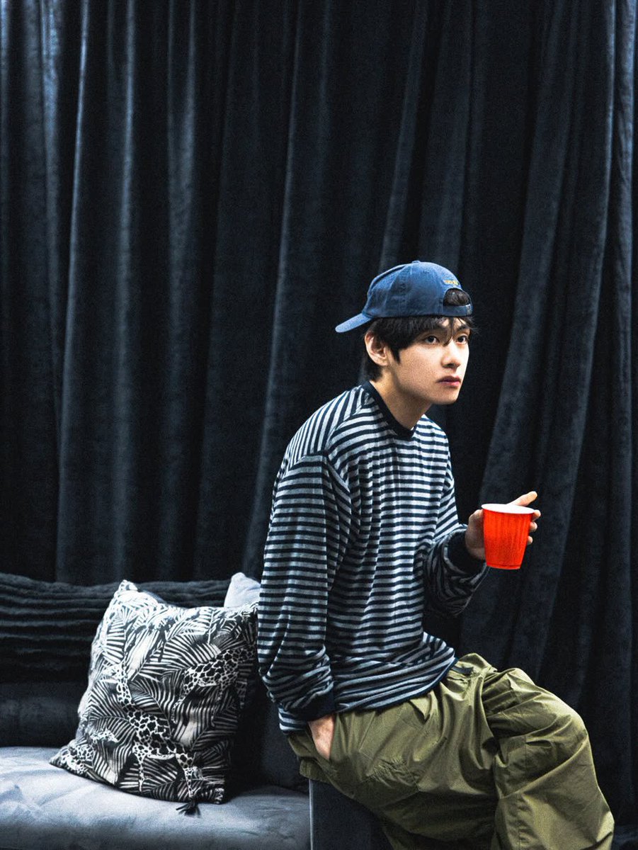 dinorahalexande's tweet image. [📸 Publicación de Ig — #V] 

🐻 Tampa ARMY, ustedes pusieron la vara demasiado alta, sin exagerar🔥
#v #bts #BTS_ARİRANG #TAEHYUNG