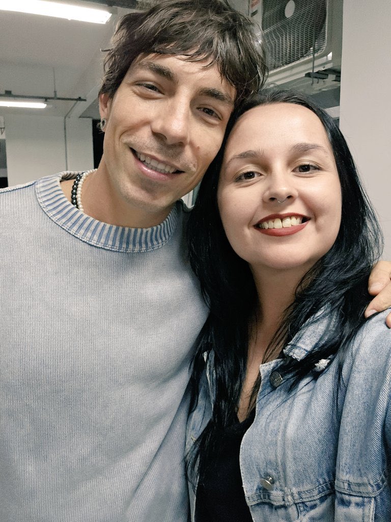 HeyDiFerrero's tweet photo. Feliz aniversário pra nossa Adm amada e querida @kellferrero muitos anos de vida! 💙🤘🏼👏🏼🎂🎉🥳🍾 https://t.co/X1jNV9Lkkm