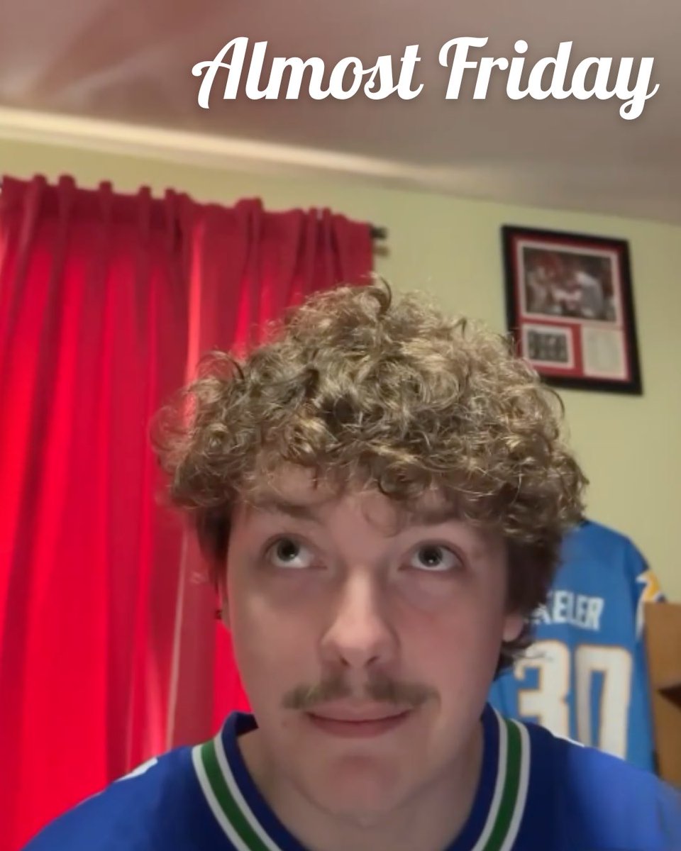 FantasyRoyale_'s tweet image. Happy Almost Friday 🥳 Some behind the scenes of some exciting things to come!

#fantasyroyale #sports #contests #free #sportsfan