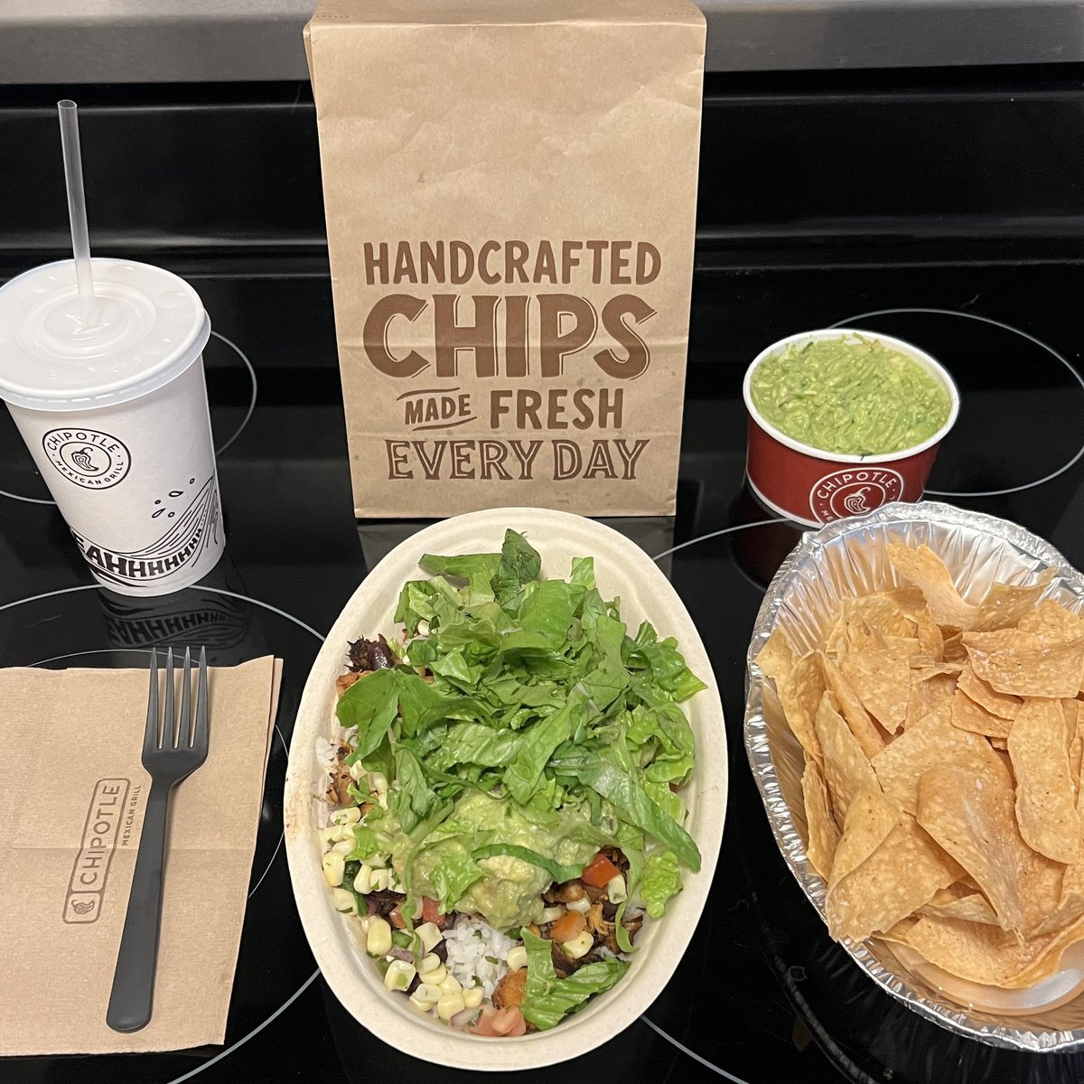 Chipotle tweet media