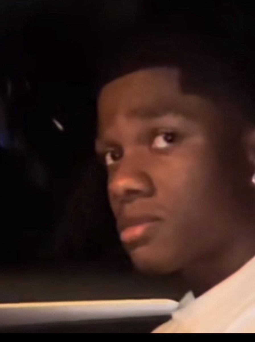 Uncle Famø tweet media