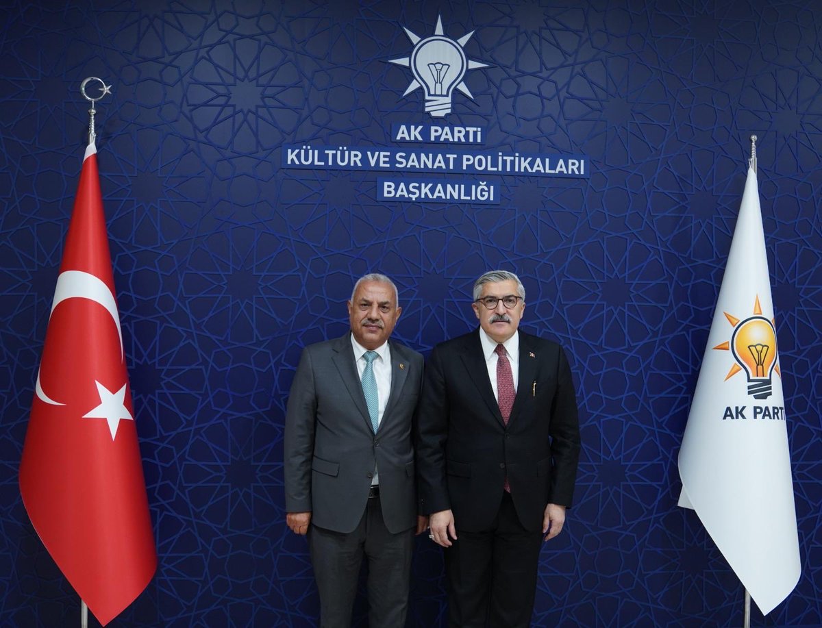 hsanverdi's tweet photo. @Akparti Genel Başkan Yardımcımız, Hatay Milletvekilimiz Sn @HuseyinYayman’ı @M_M_AYAZ ile birlikte ziyaret ederek biraraya geldik. 

Keyifli sohbeti ve konukseverliği için Sayın Bakanımıza teşekkür ediyor, çalışmalarında kolaylıklar diliyorum. https://t.co/TNbxP9WrBd