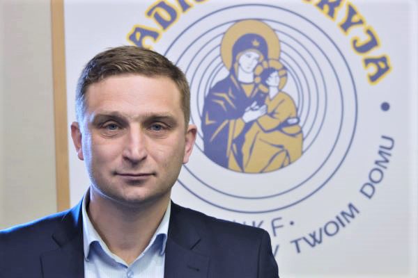 Karol Karolix tweet media