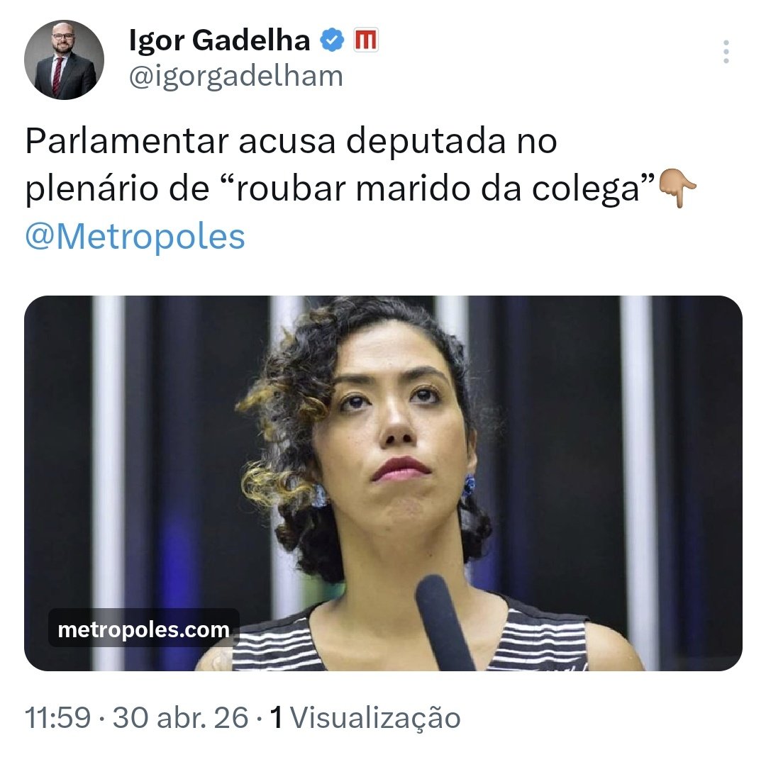 Carolina Vitoria tweet media