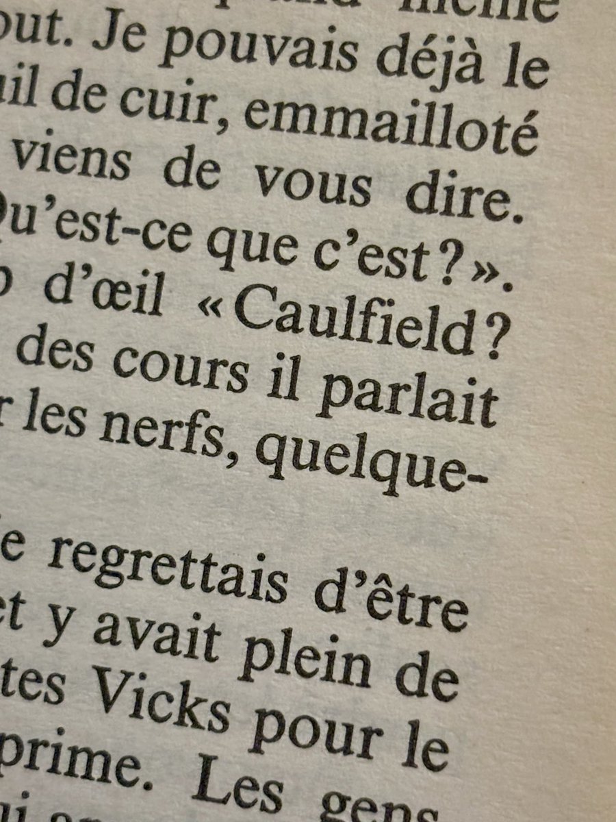 RaphJV's tweet image. Je commence à lire l’attrape-cœur et je tombe sur le nom du protagoniste principal…. « Caulfield »… tiens tiens… 🤔

@DONTNOD_Michel @DONTNOD_Ent @LifeIsStrange y’aurait pas une corrélation et tout? 😁
#Max 🦋